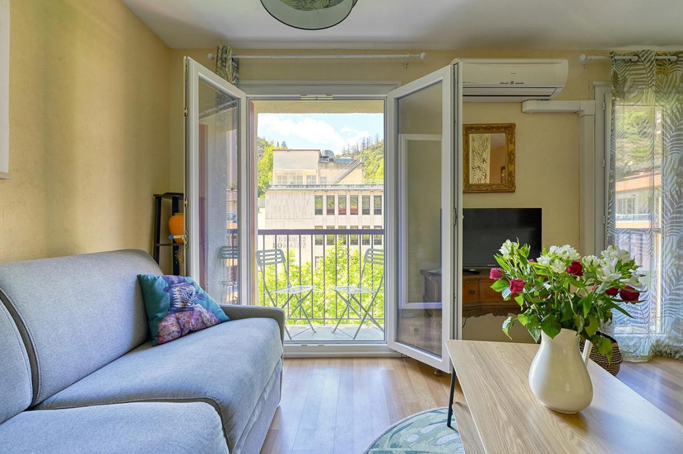 Charmant T1 Bis Idealement Situe Au Pied Des Thermes Amelie-Les-Bains Bagian luar foto